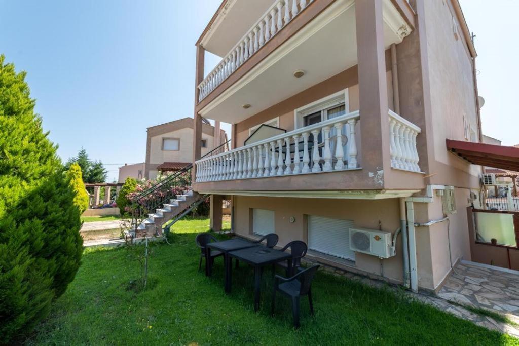 Ferienwohnung Side By Side Nea Iraklitsa Exterior foto